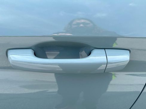 New 2026 Hyundai Venue SE FWD image 13