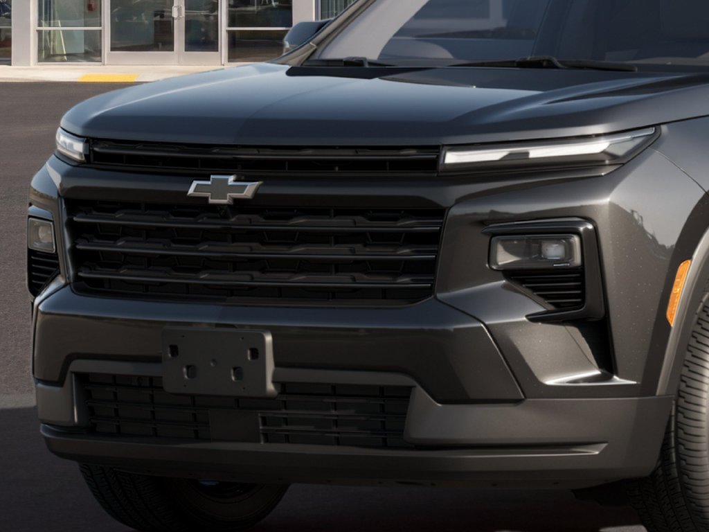 New 2027 Chevrolet Traverse LT w/ Midnight/Sport Edition FWD image 4