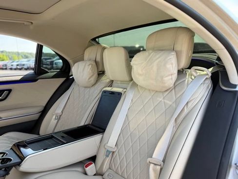 Used 2023 Mercedes-Benz S 580 4MATIC Sedan w/ AMG Line image 21