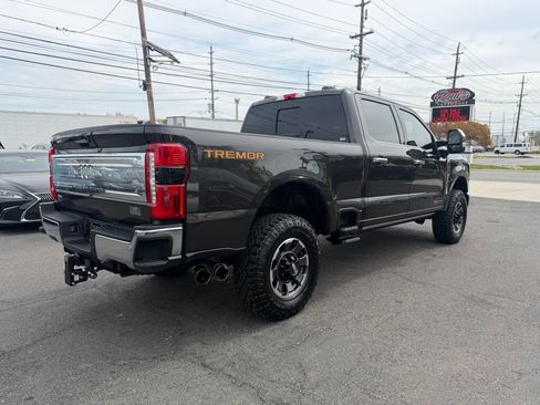 Used 2024 Ford F250 King Ranch w/ Tremor Off-Road Package image 7