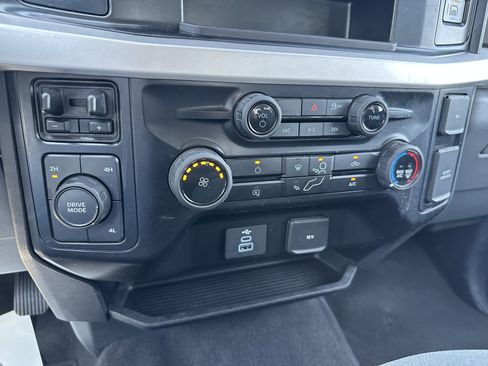 Used 2025 Ford F250 XLT AWD/4WD image 28
