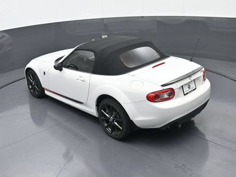 Used 2015 MAZDA MX-5 Miata Club RWD image 28