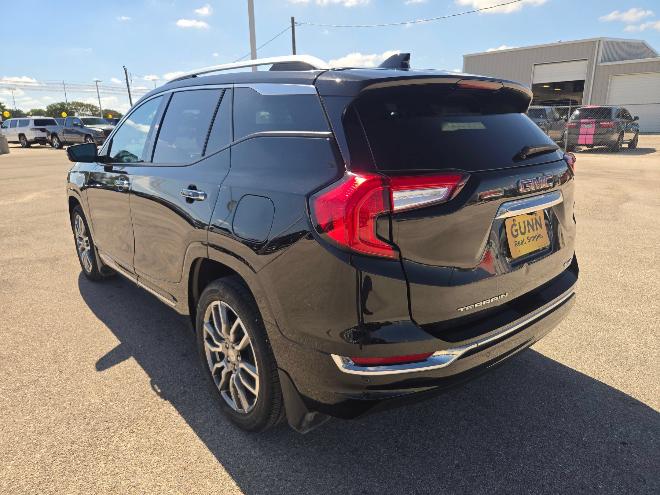 Used 2023 GMC Terrain Denali AWD/4WD image 5