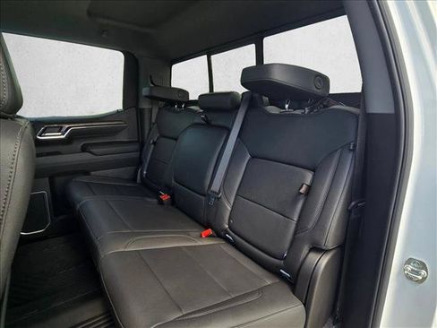 Used 2025 Chevrolet Silverado 1500 LTZ AWD/4WD image 19