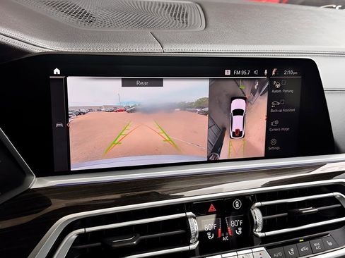 Used 2021 BMW X6 sDrive40i w/ Premium Package image 10