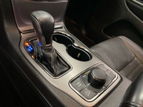 Used 2020 Jeep Grand Cherokee Limited X AWD/4WD image 25