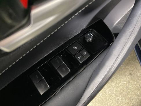 Certified 2025 Toyota Corolla SE FWD image 16
