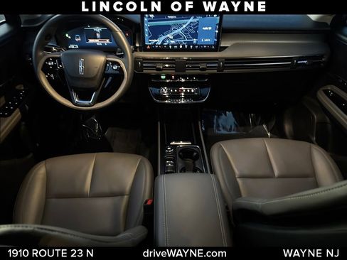 Certified 2023 Lincoln Corsair AWD image 21