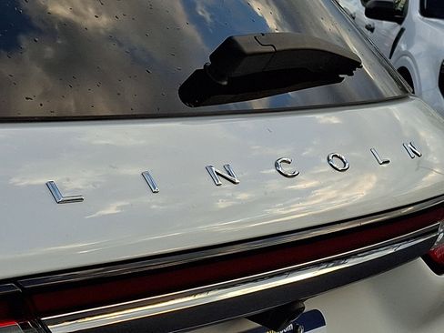 Certified 2024 Lincoln Corsair FWD image 28