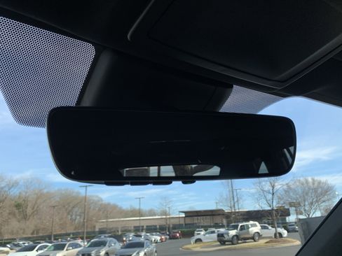 Used 2023 Toyota Highlander XSE image 27