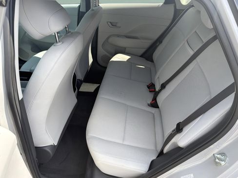 Used 2024 Hyundai Kona SEL FWD image 13
