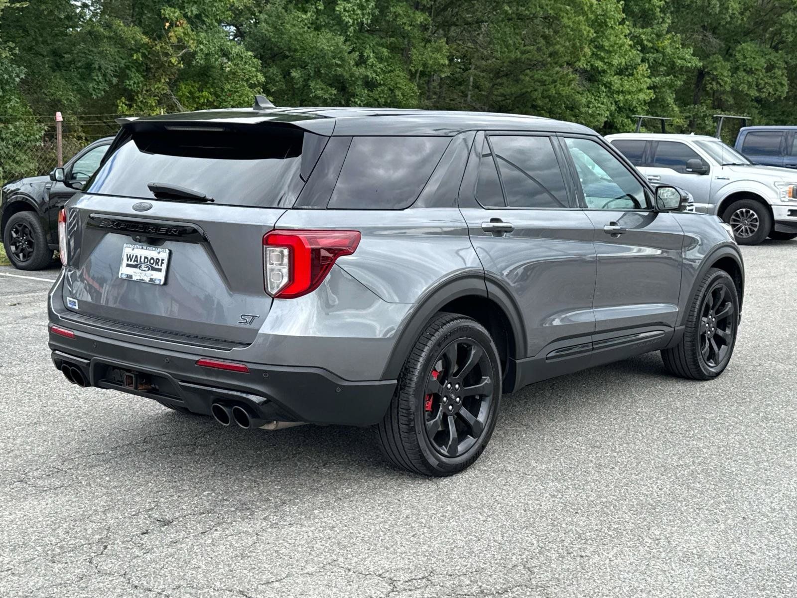 Used 2021 Ford Explorer ST w/ Equipment Group 401A AWD/4WD image 2