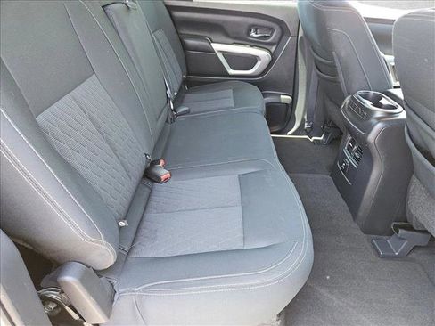 Used 2018 Nissan Titan SV w/ SV Convenience Package AWD/4WD image 24