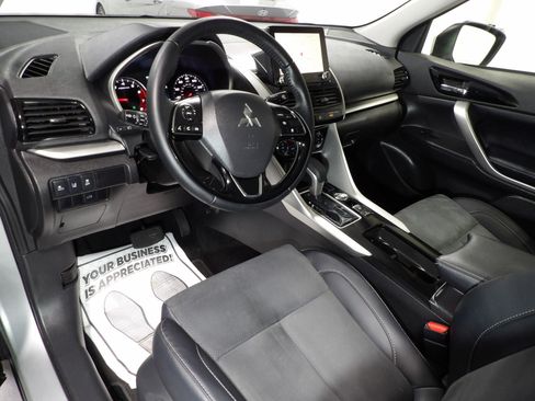 Used 2025 Mitsubishi Eclipse Cross SE image 11