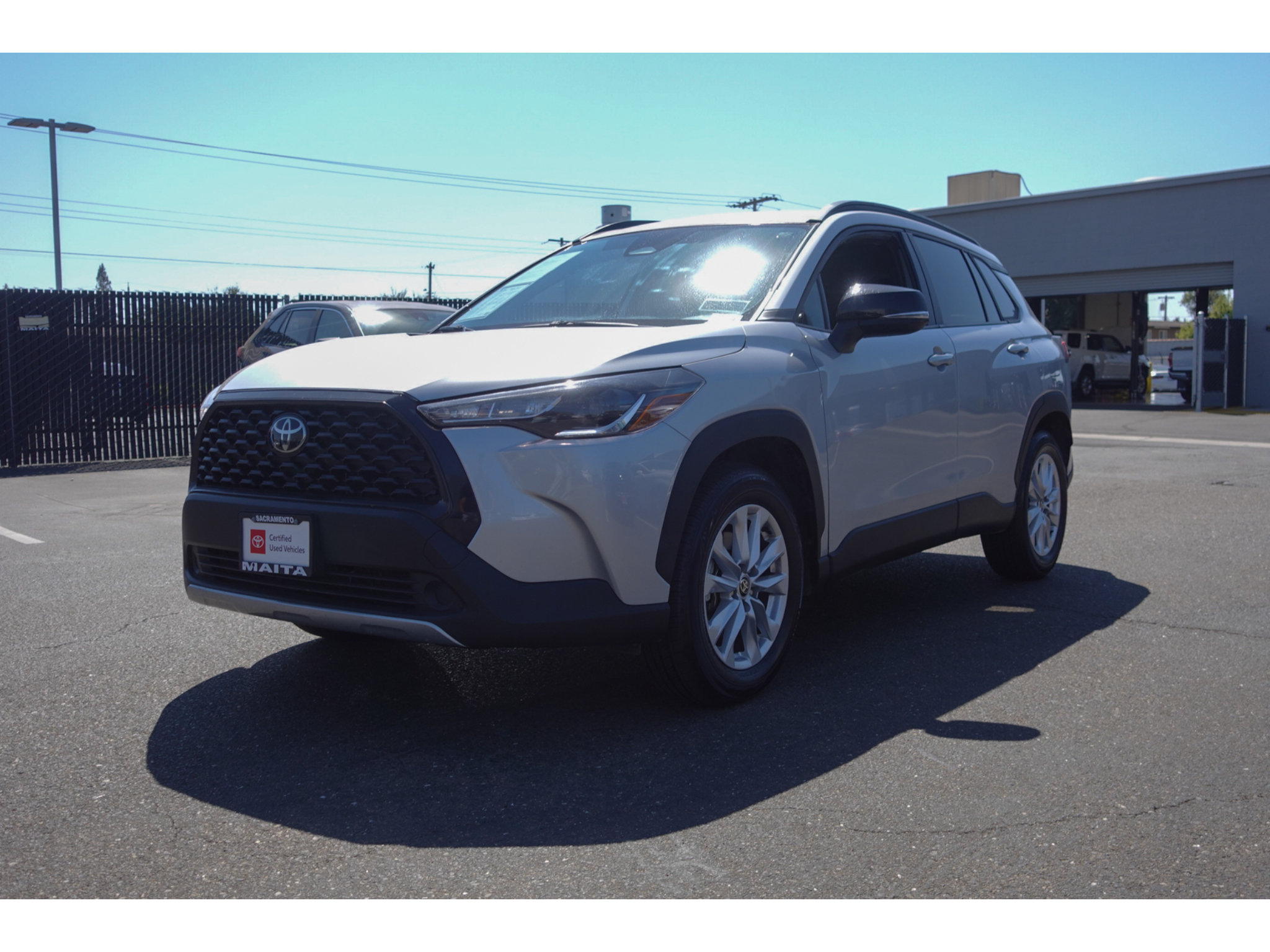 Certified 2025 Toyota Corolla Cross LE FWD image 7
