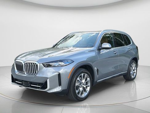 New 2026 BMW X5 xDrive40i w/ Premium Package AWD/4WD image 1