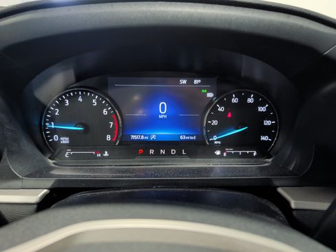 Used 2021 Ford Explorer XLT w/ Equipment Group 202A AWD/4WD image 9