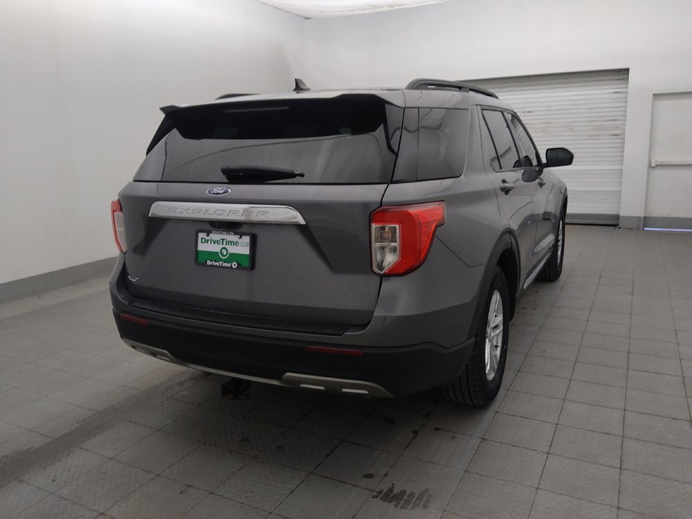 Used 2021 Ford Explorer XLT w/ Equipment Group 202A RWD image 9