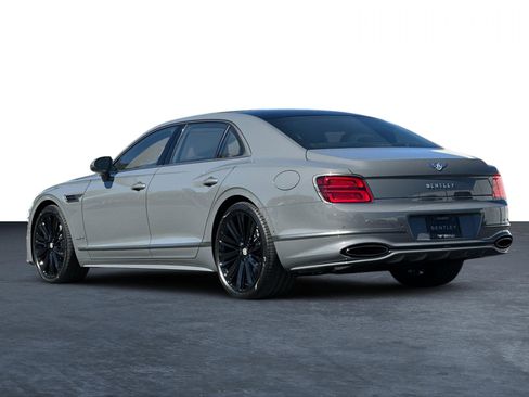 New 2025 Bentley Flying Spur Plug-In Hybrid image 3