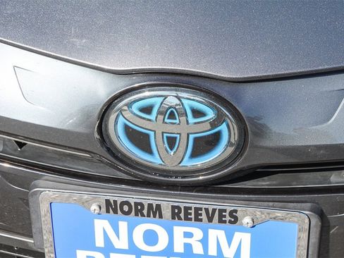 Used 2021 Toyota Prius Prime XLE image 6