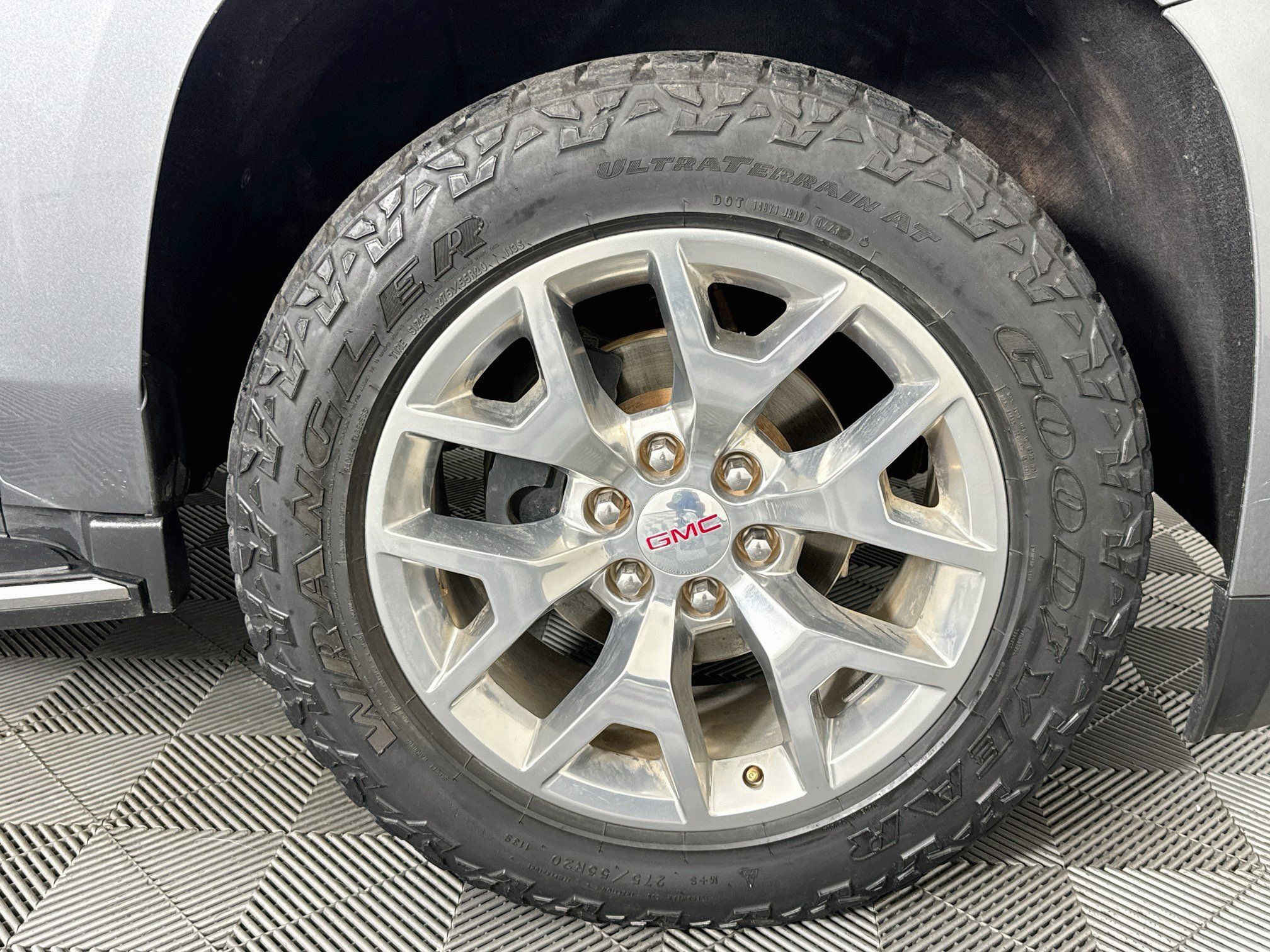 Used 2019 GMC Yukon SLT RWD image 28