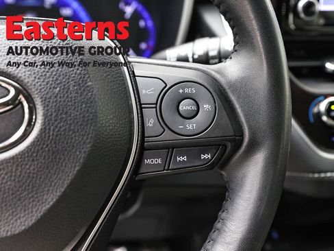 Used 2019 Toyota Corolla XSE FWD image 16