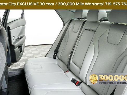 New 2026 Hyundai Elantra Limited image 29