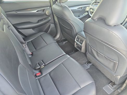 Certified 2025 INFINITI QX55 Essential image 11