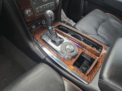 Used 2017 Nissan Armada Platinum image 10
