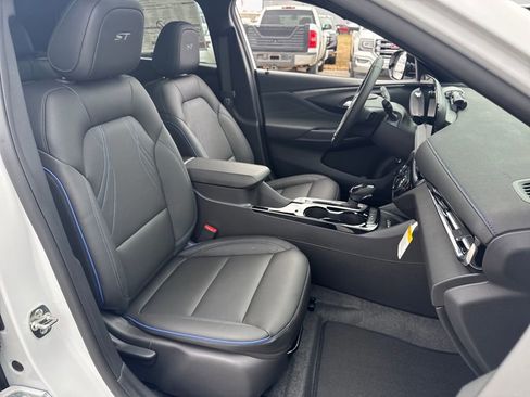 New 2026 Buick Envista Sport Touring w/ Convenience I Package image 12