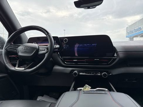 Used 2024 Chevrolet Silverado EV RST image 15