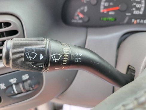 Used 1999 Ford F150 Lariat AWD/4WD image 19