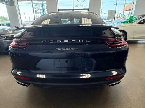 Used 2018 Porsche Panamera 4 AWD/4WD image 11