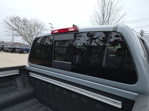 New 2026 Nissan Frontier SV image 11