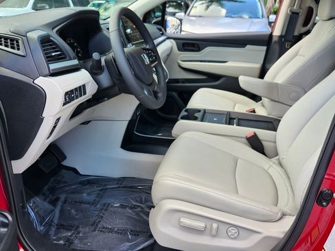New 2026 Honda Odyssey EX-L image 5
