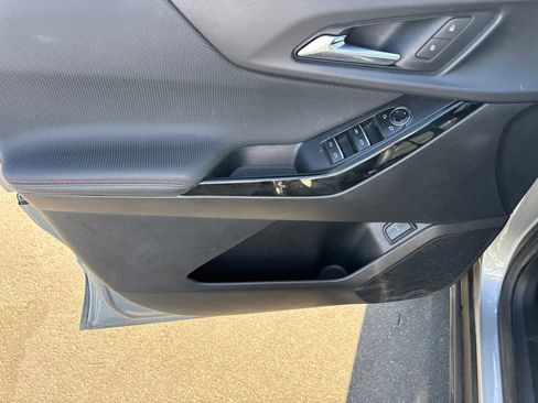 Certified 2025 Chevrolet Equinox RS FWD image 23