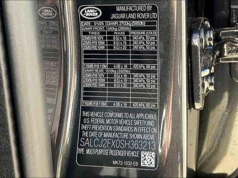 New 2025 Land Rover Discovery Sport S image 8