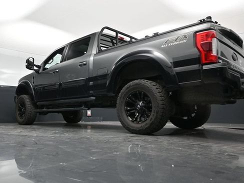 Used 2018 Ford F250 Lariat w/ Lariat Ultimate Package AWD/4WD image 61