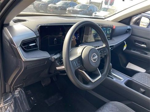 New 2026 Nissan Kicks SV w/ Cold Weather Package AWD/4WD image 10