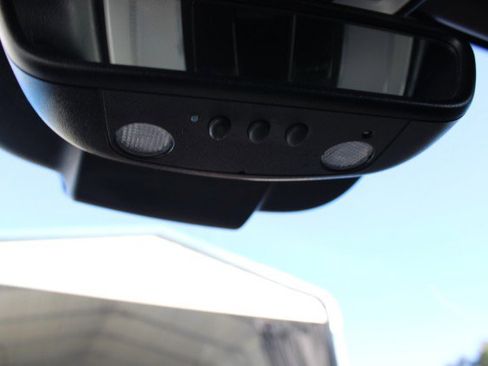 Used 2016 Mercedes-Benz E 400 Cabriolet image 36