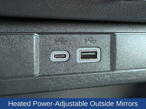 Used 2024 GMC Canyon AT4 w/ AT4 Premium Package AWD/4WD image 23