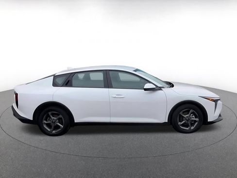 Used 2025 Kia K4 FWD image 15