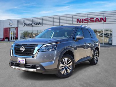 New 2025 Nissan Pathfinder SL