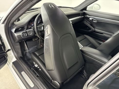 Certified 2019 Porsche 911 Carrera S image 26