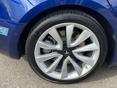 Used 2017 Tesla Model 3 Long Range image 25