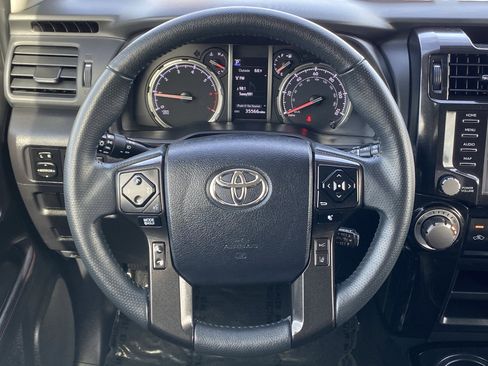 Certified 2024 Toyota 4Runner TRD Off-Road image 18