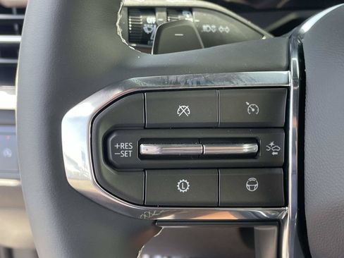 New 2027 GMC Acadia Denali Ultimate FWD image 11