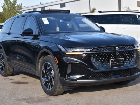 New 2026 Lincoln Nautilus Premier w/ Equipment Group 102A image 3