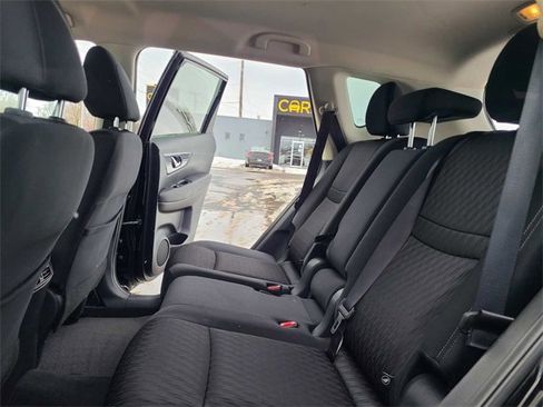 Used 2018 Nissan Rogue SV image 20