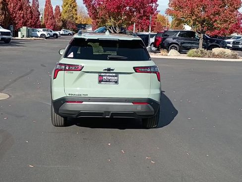 New 2026 Chevrolet Equinox LT image 8